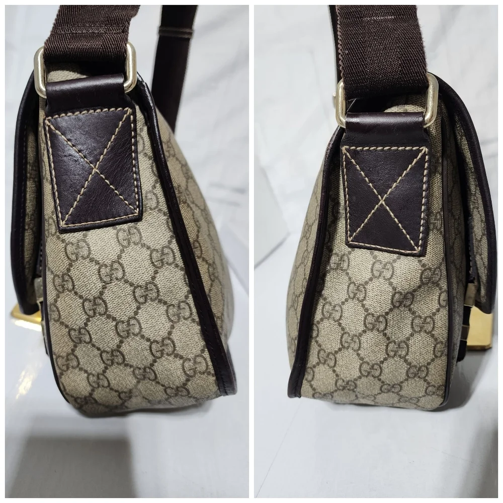GUCCI GG Supreme Monogram Coated Canvas Messenger Bag Brown/Beige